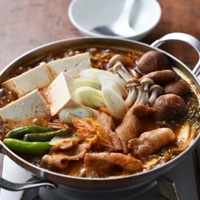 ぴょんぴょん舎特製 キムチチゲ（3人前）